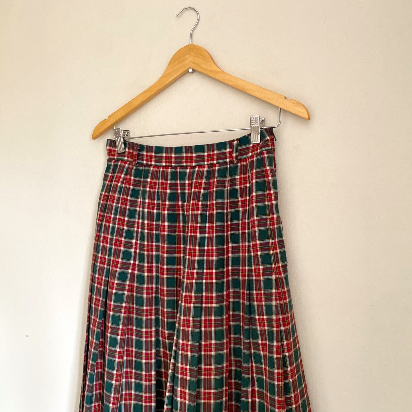 Pleated skirt
