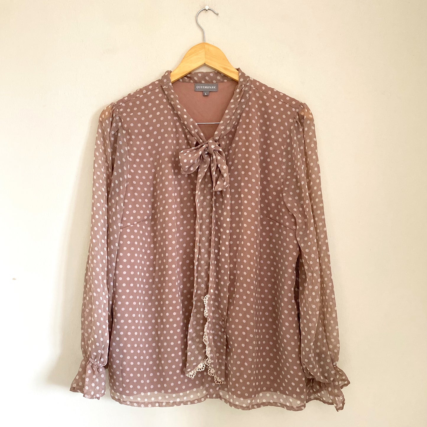 Polkadot blouse