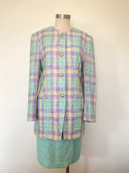 Bouclè tweed suit