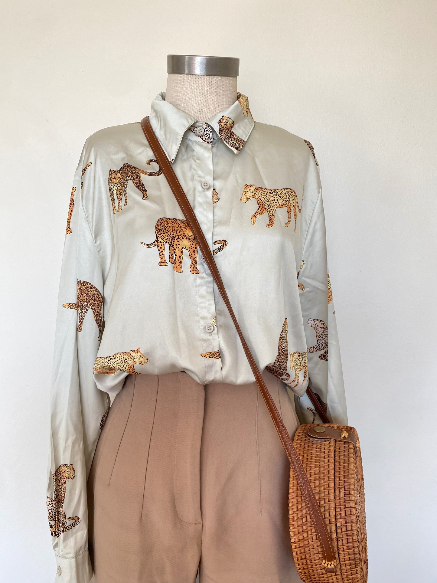 Majestic cat print blouse