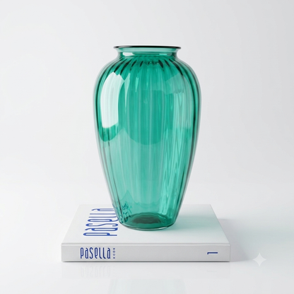 Glass vase