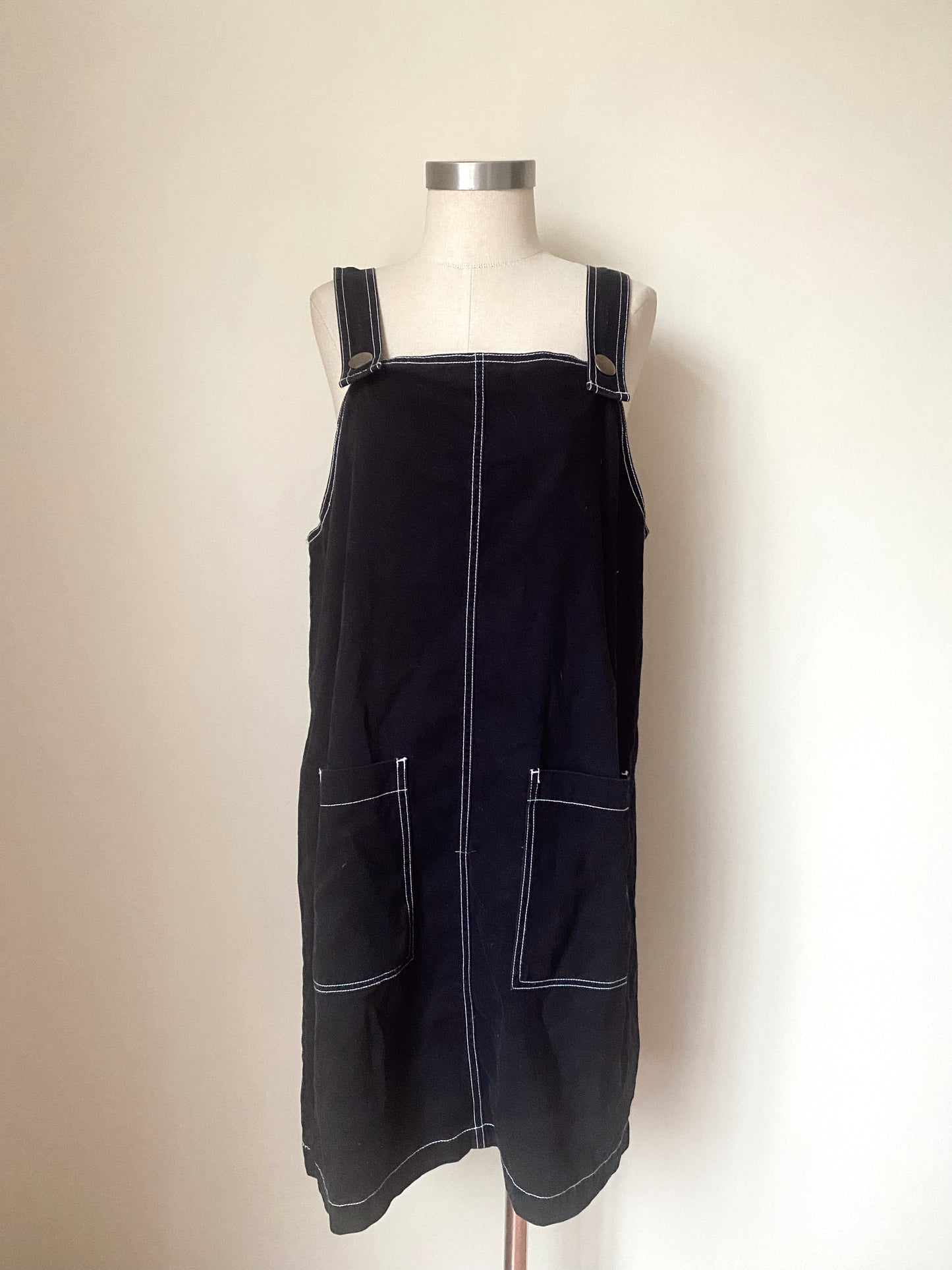 Cotton pinafore
