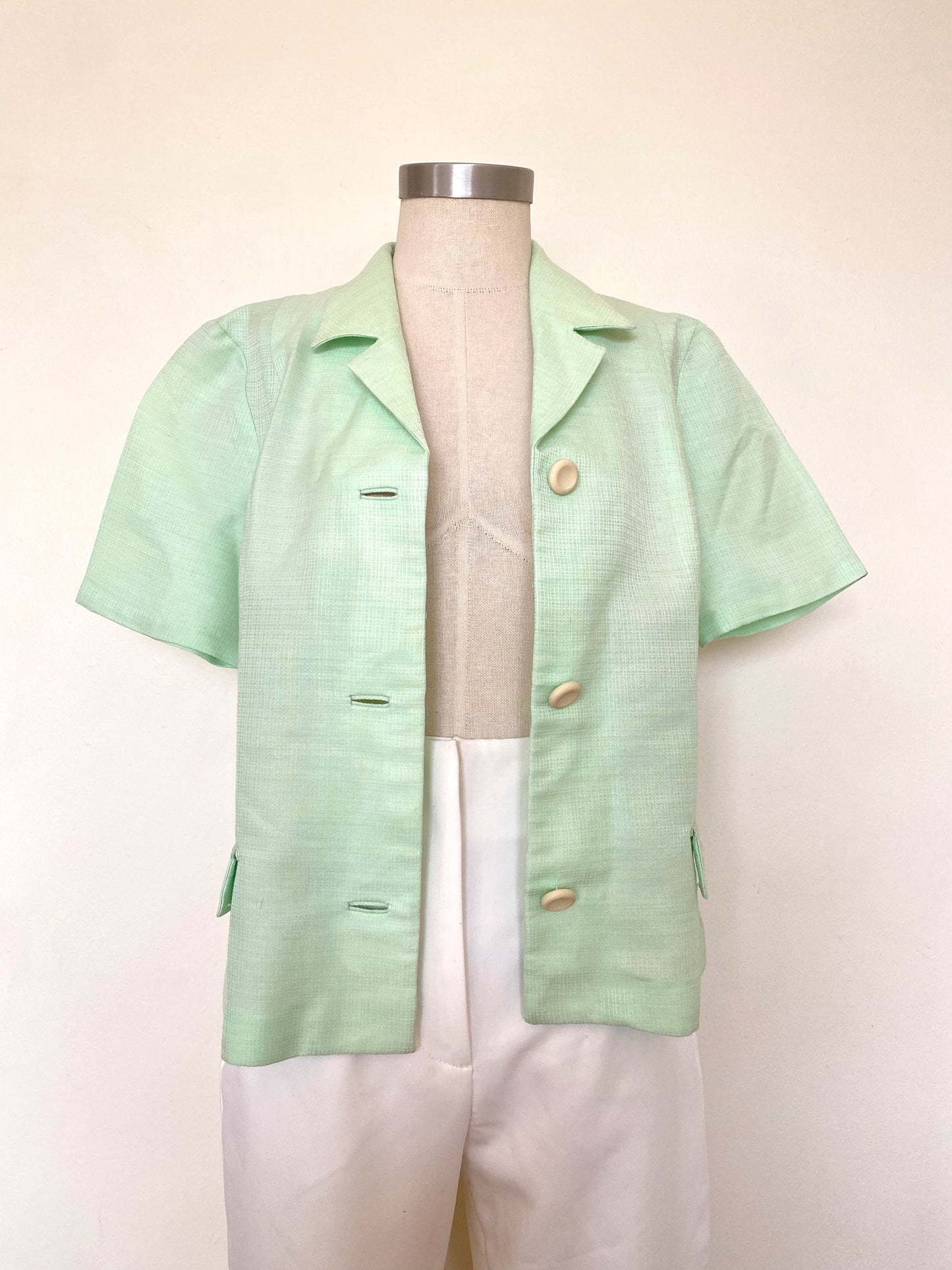 Short sleeve vintage jacket
