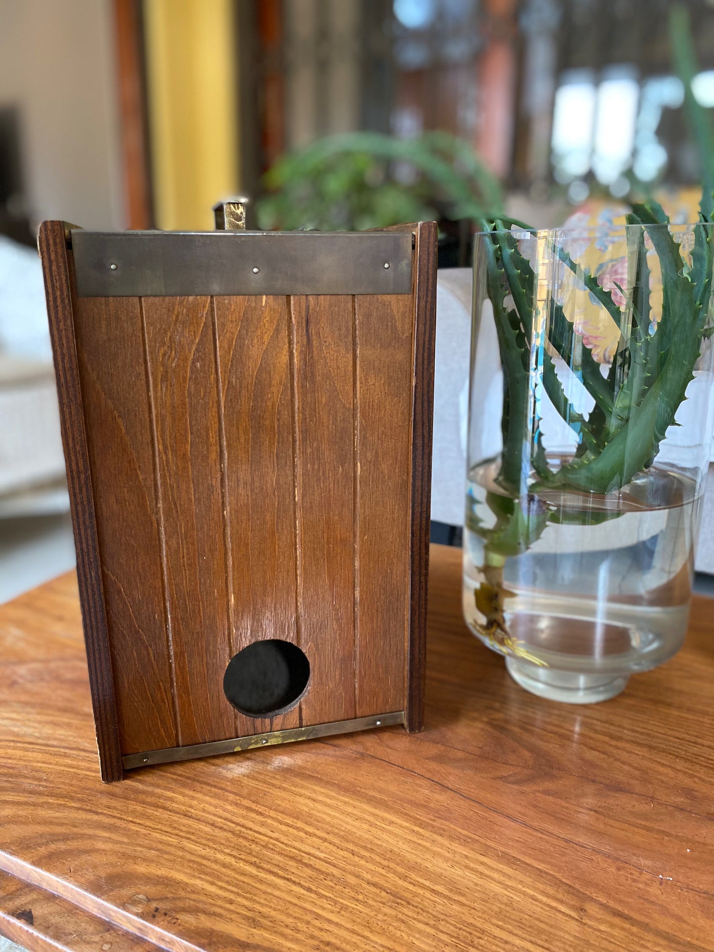 Wine holder