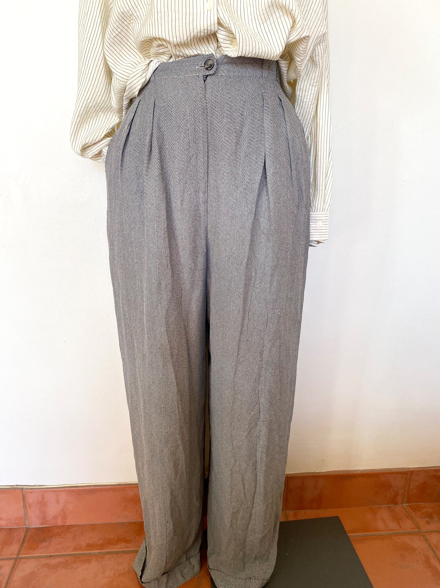 High waisted trousers