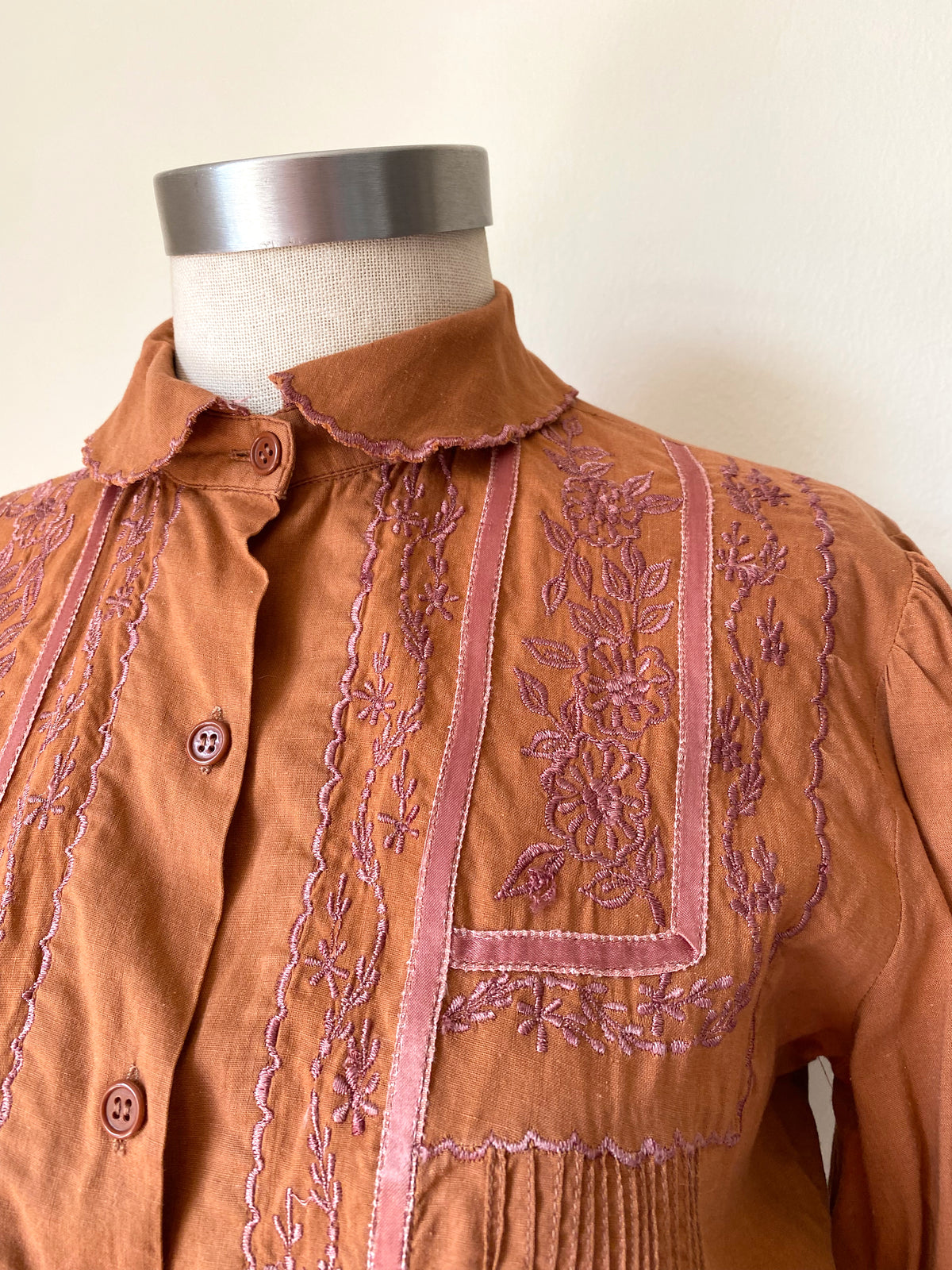 Embroidered cotton blouse