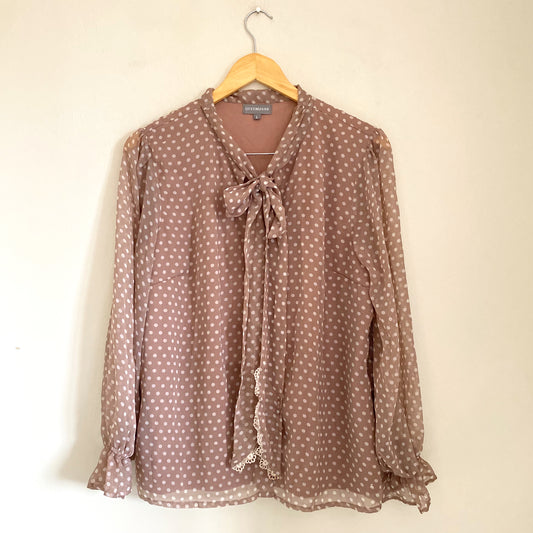 Polkadot blouse