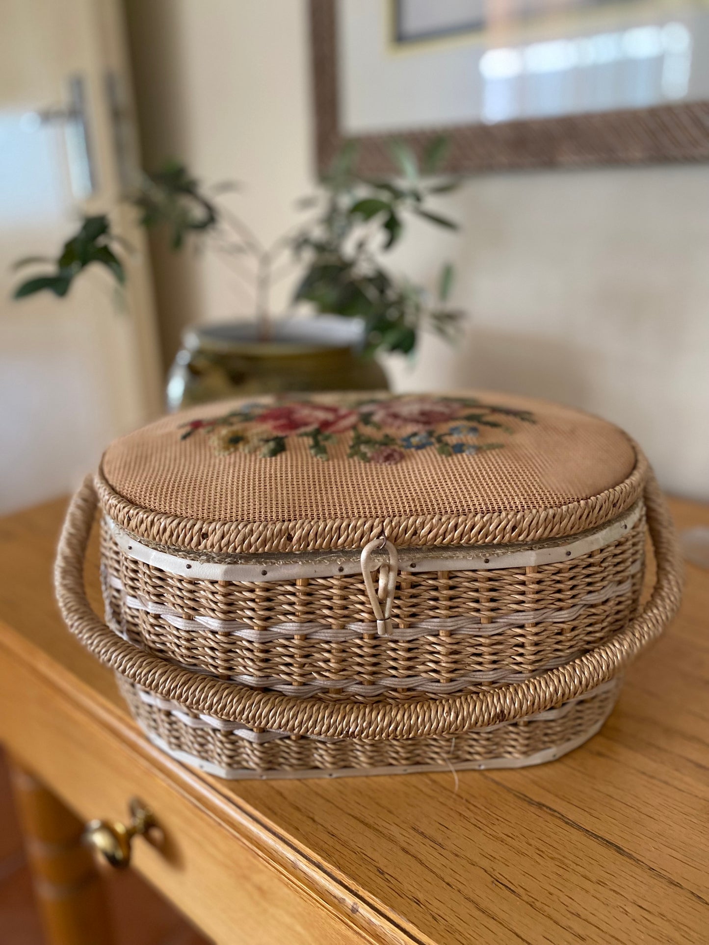 Wicker basket