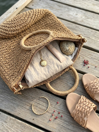 Straw tote